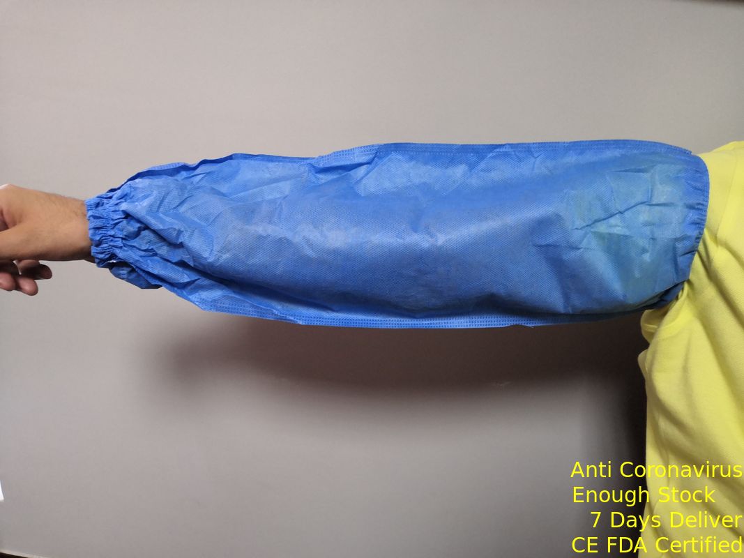 Il braccio medico di rinforzo di SMS ricoperto PE collega il liquido con un manicotto anti- di colore blu respirabile fornitore